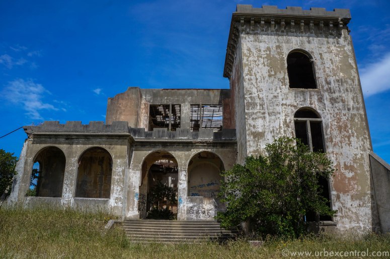 Dunedin Abandoned Castle